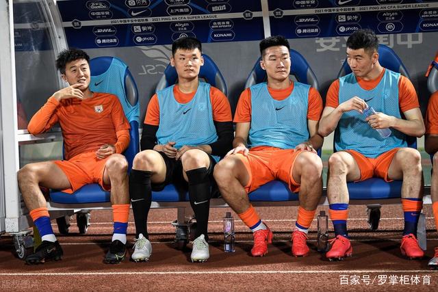 周琦11分首钢不敌广厦 王哲林18+15上海胜北控