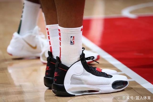 胡金秋21+11广厦胜吉林 原帅23分山西胜宁波